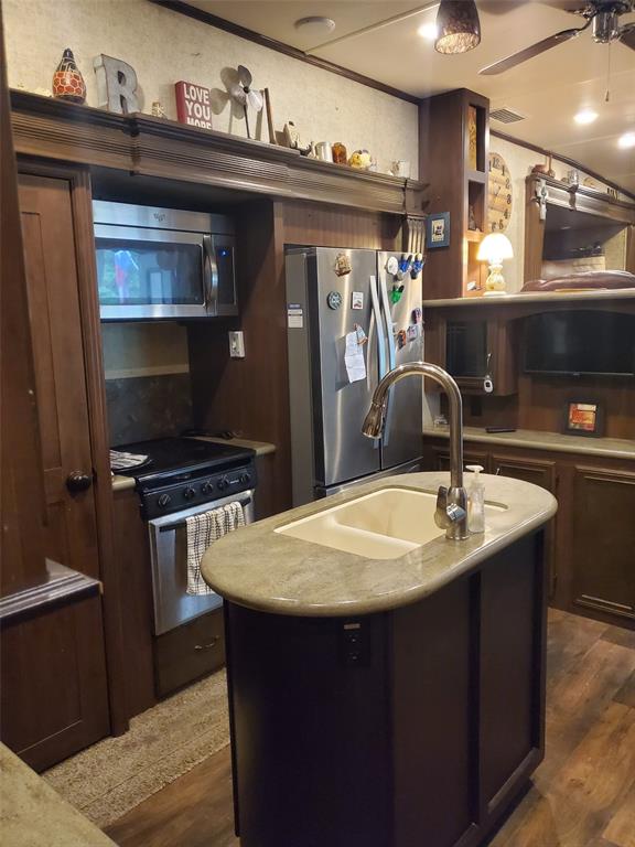 Sun Eagle Bay - Residential