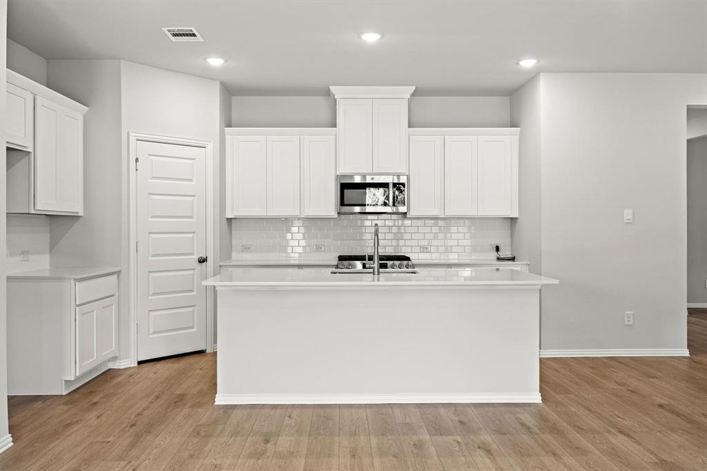 Kings Way - Residential