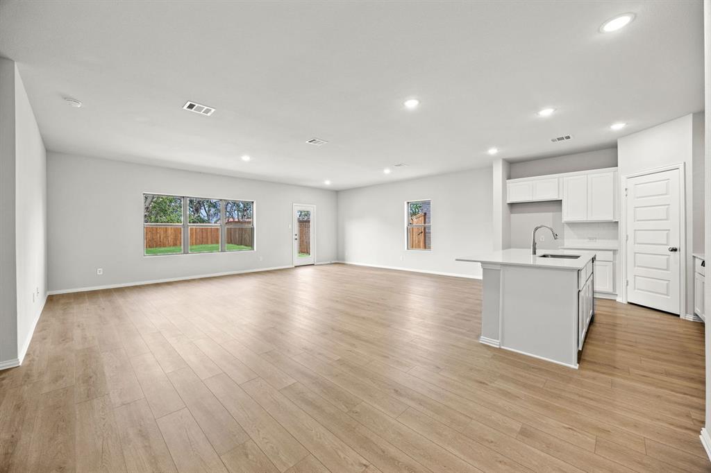 Kings Way - Residential