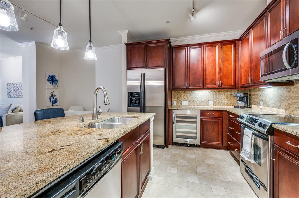 8616 Turtle Creek Boulevard 206