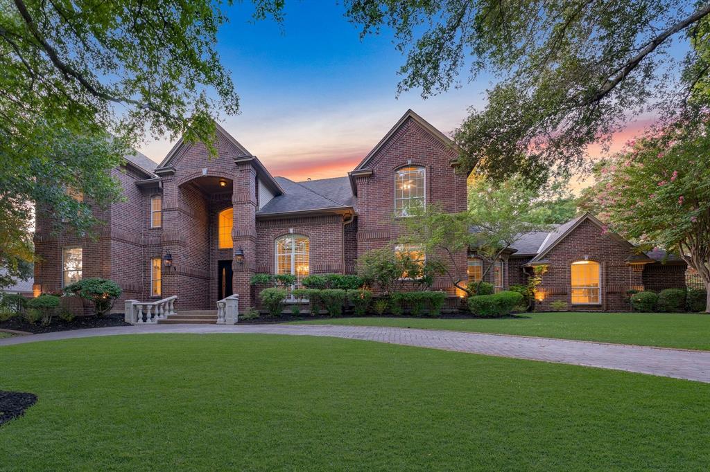 303 Covington Way