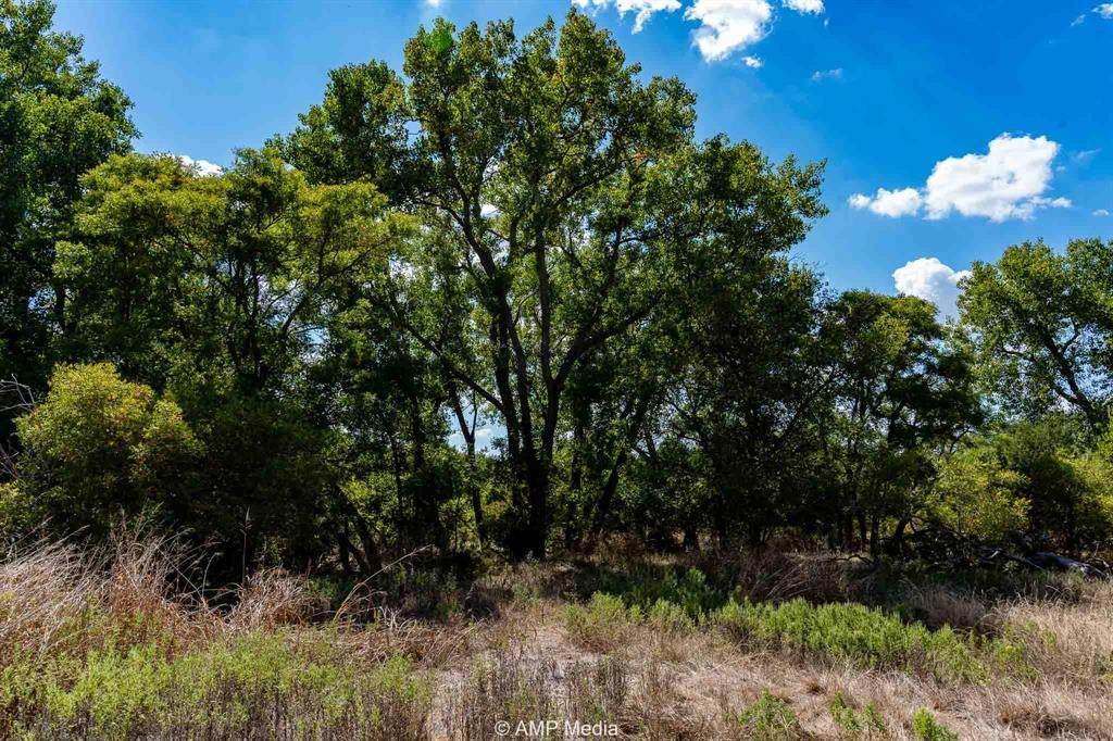 4660 County Road 463