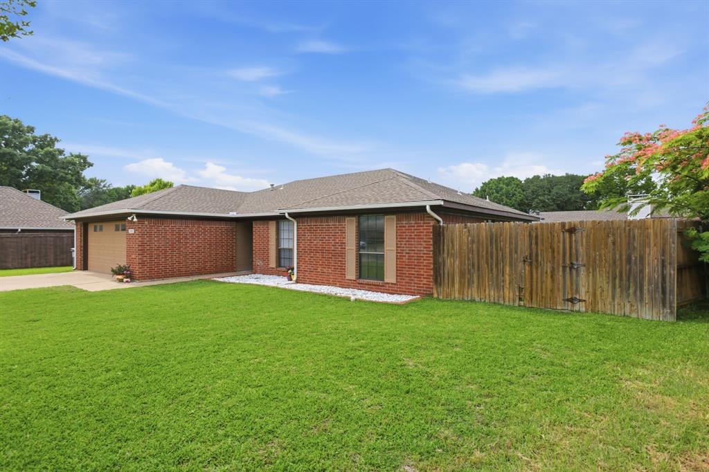 1515 Eastland Circle