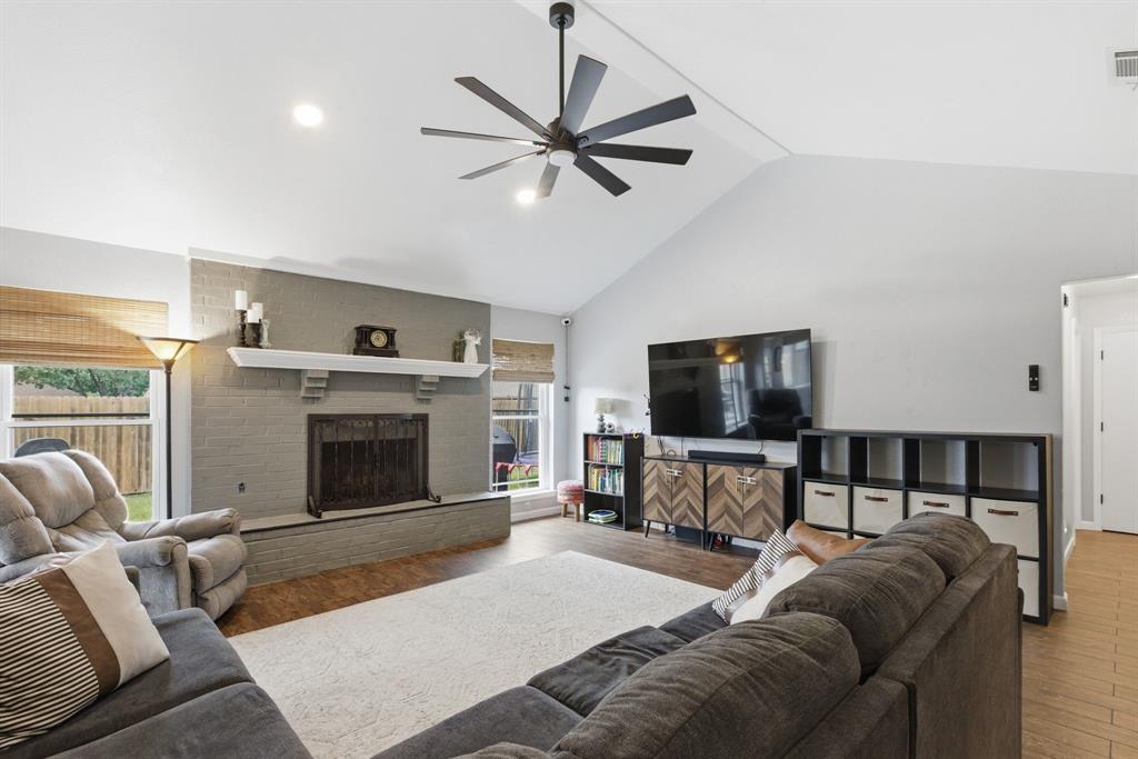 1515 Eastland Circle