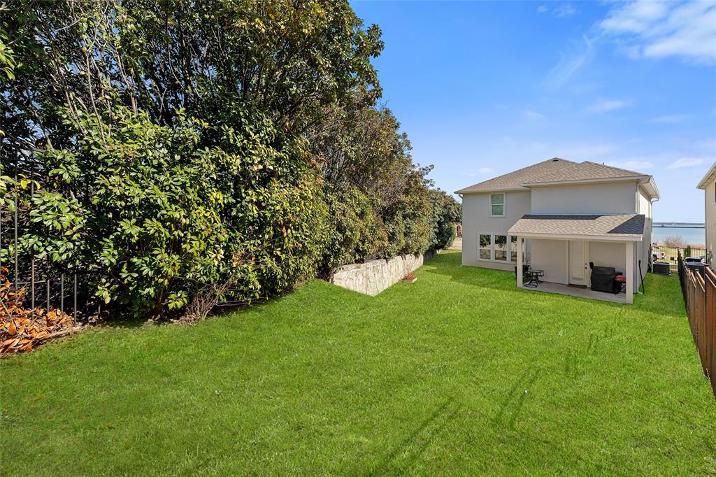 5225 Lake Terrace Court