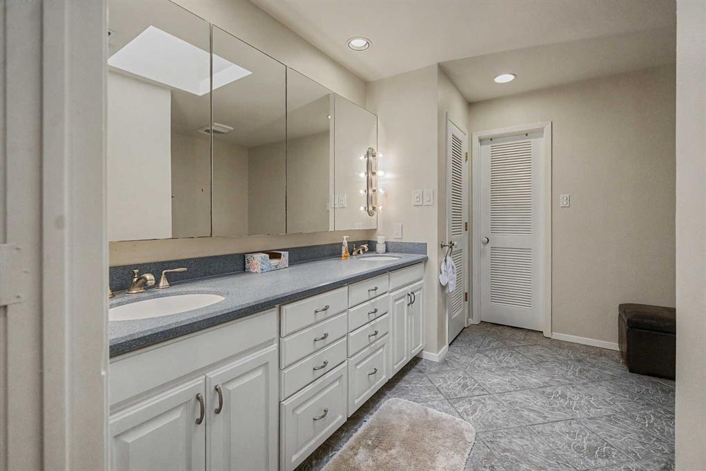 Country Day Estates - Residential