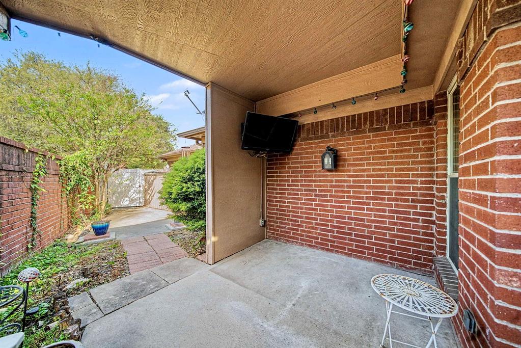 Country Day Estates - Residential