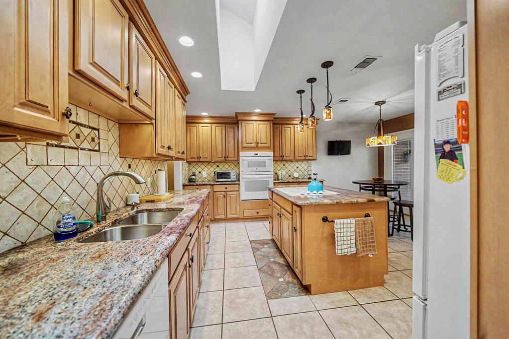 Country Day Estates - Residential