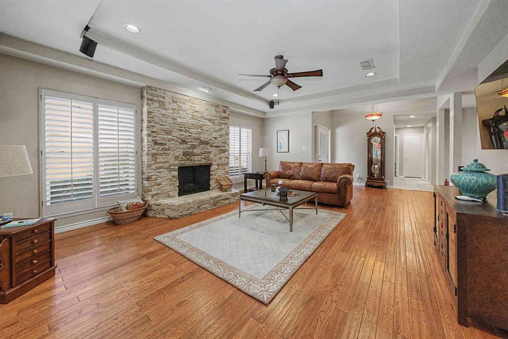 Country Day Estates - Residential