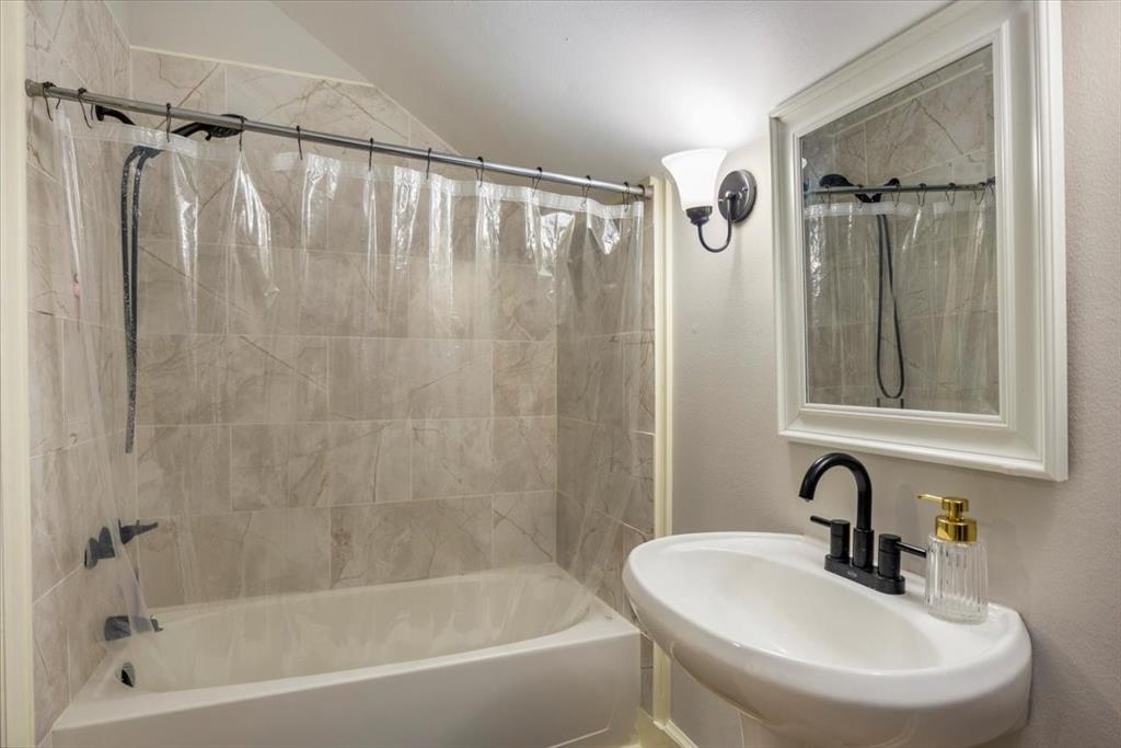 Dove Ridge - Residential