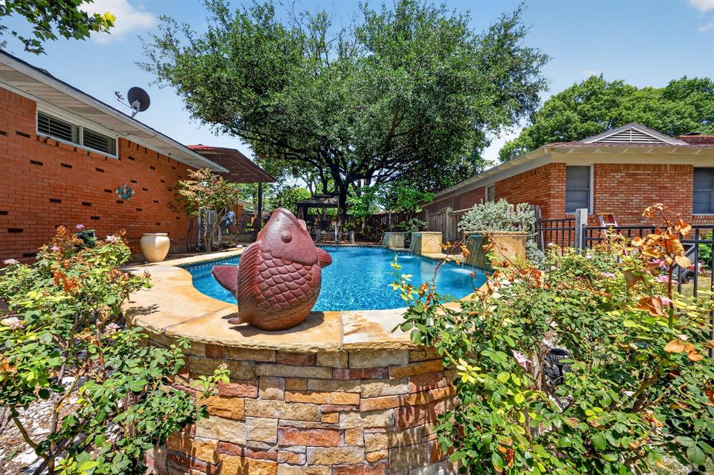 9840 Twin Creek Drive
