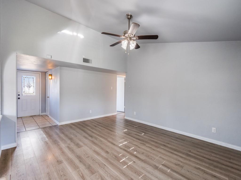 1604 Williamsburg Drive