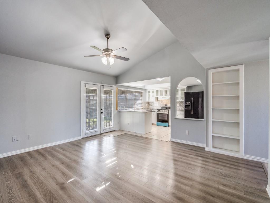 1604 Williamsburg Drive