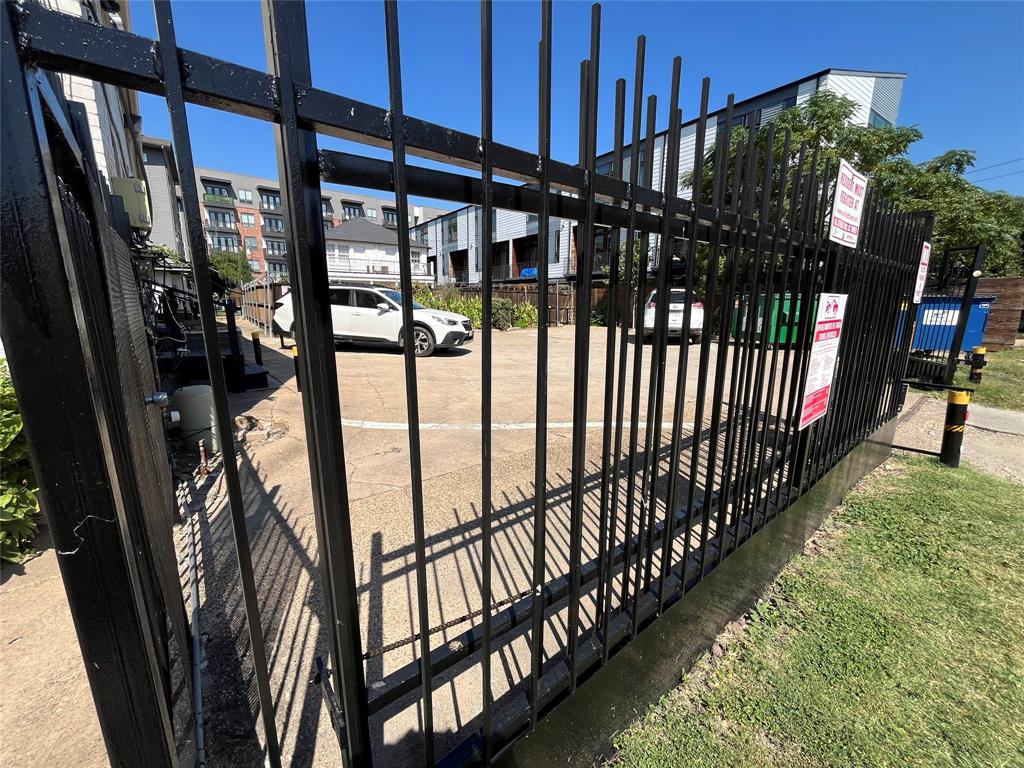 Bon View Place - Residential Lease