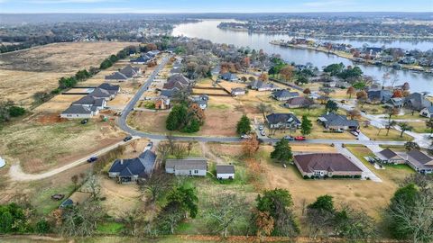 A home in Lake Kiowa