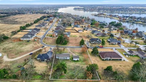 A home in Lake Kiowa