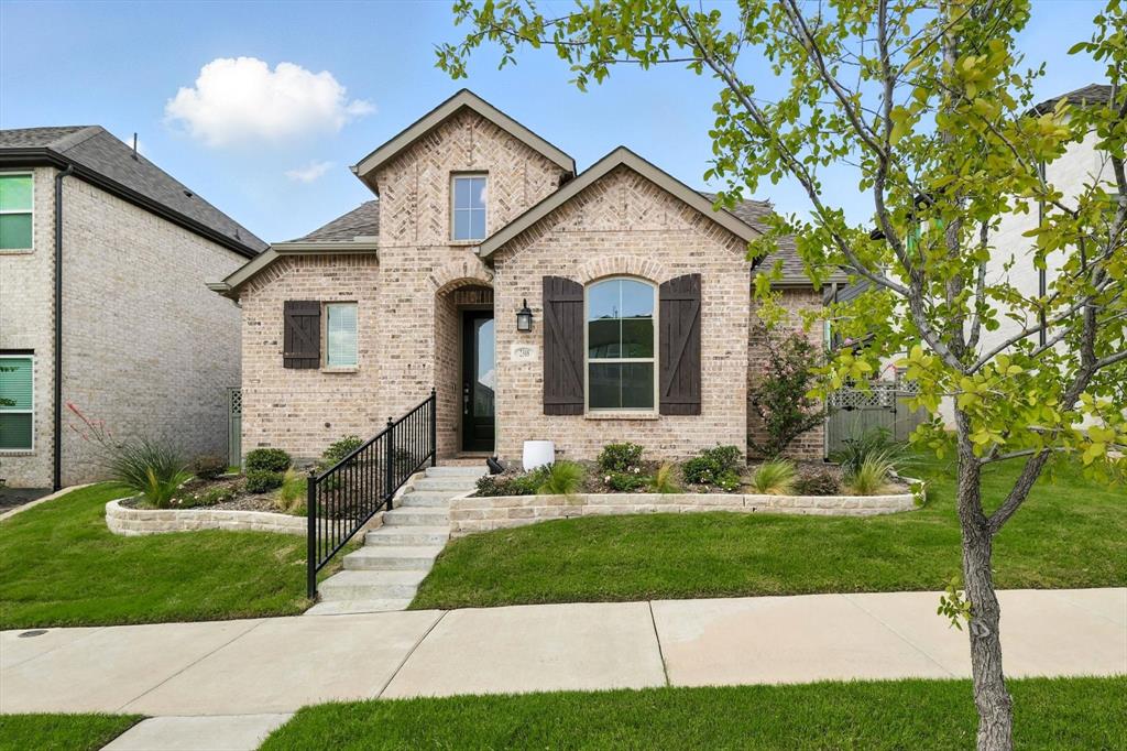 2308 Stella Lane