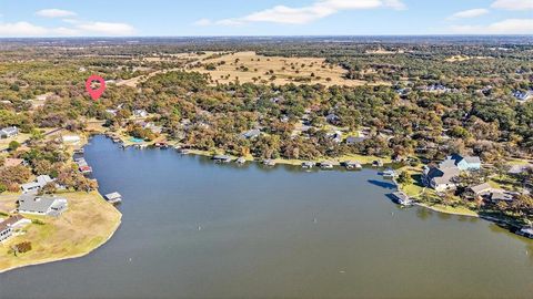 329 Comanche Drive Lake Kiowa TX 76240