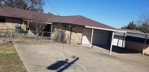 A home in DeSoto