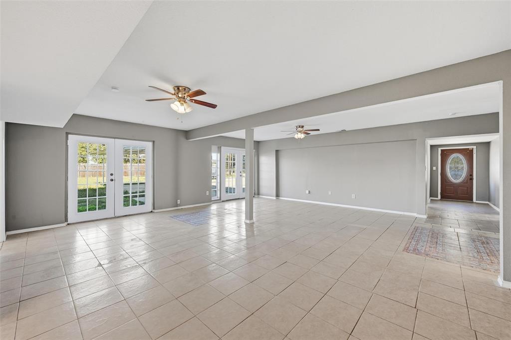 M E P & P RR CO SURVEY #33 - Residential Lease