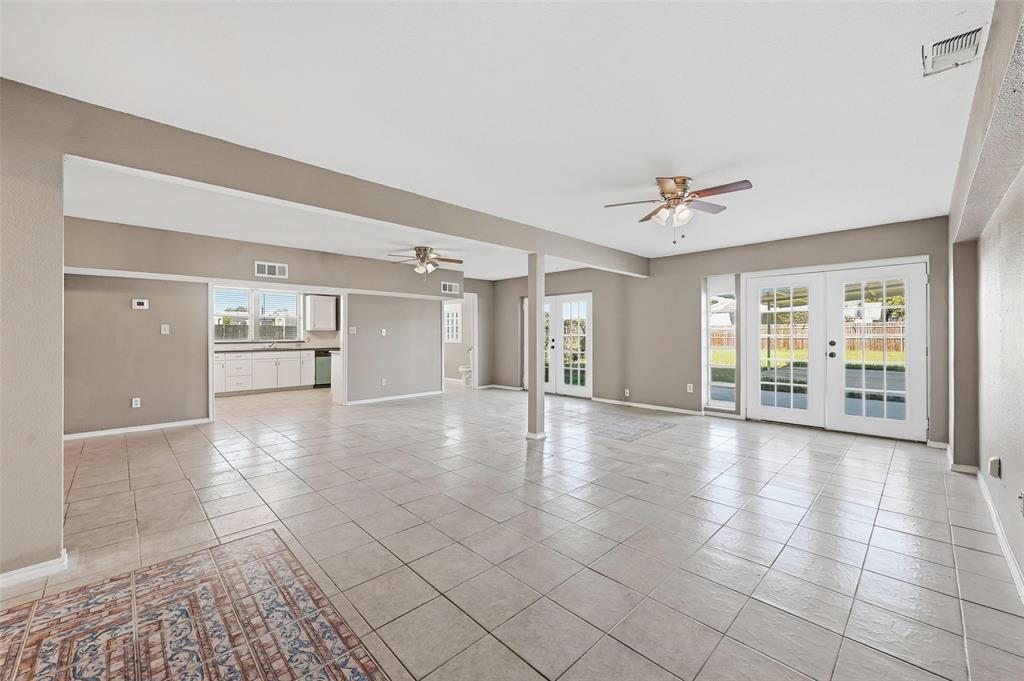 M E P & P RR CO SURVEY #33 - Residential Lease