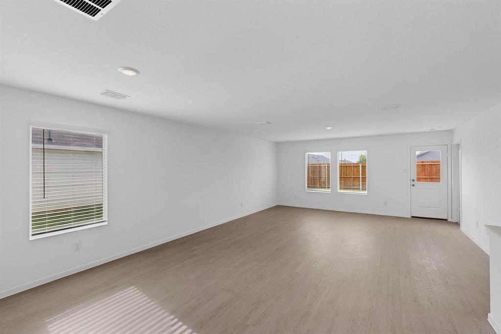 HONEY CREEK ADDITION, PHASE 2 - Residential Lease