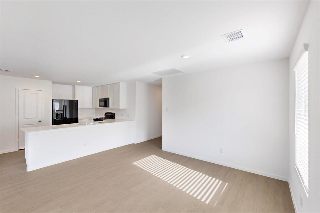 HONEY CREEK ADDITION, PHASE 2 - Residential Lease