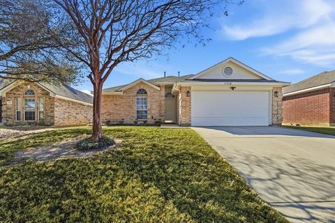 1712 Canyon Ridge Fort Worth TX 76131
