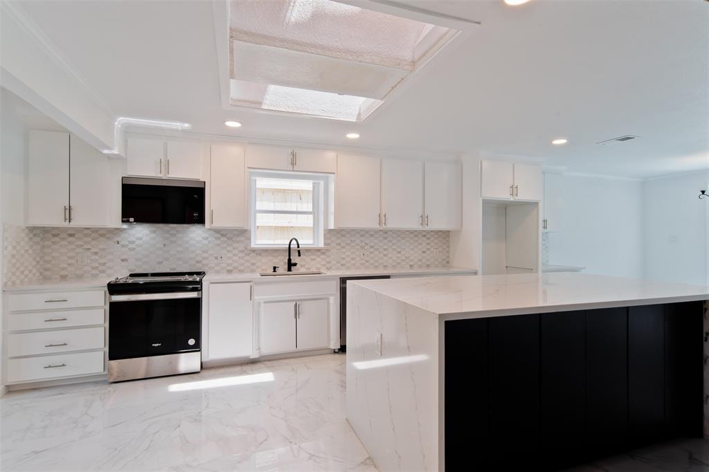 4901 Costa De Oro Court