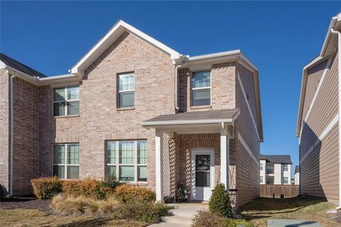 Photo of 3517 Cricket Drive, Denton, TX 76207 (MLS # 21314740)