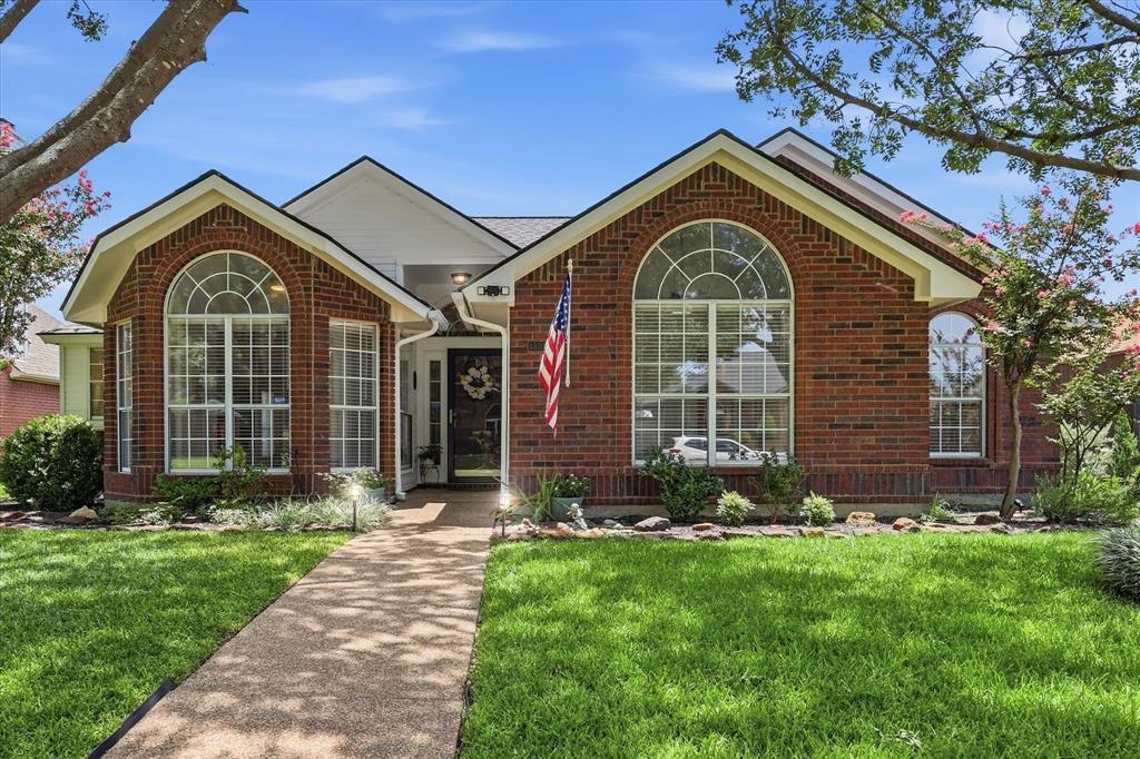 1324 Falcon Drive