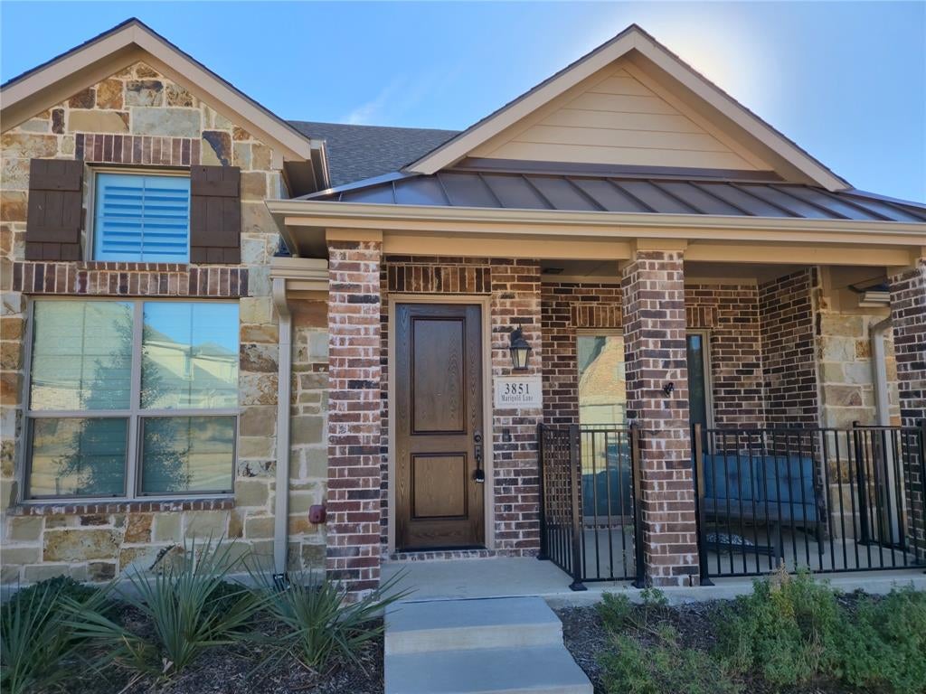 3851 Marigold Lane