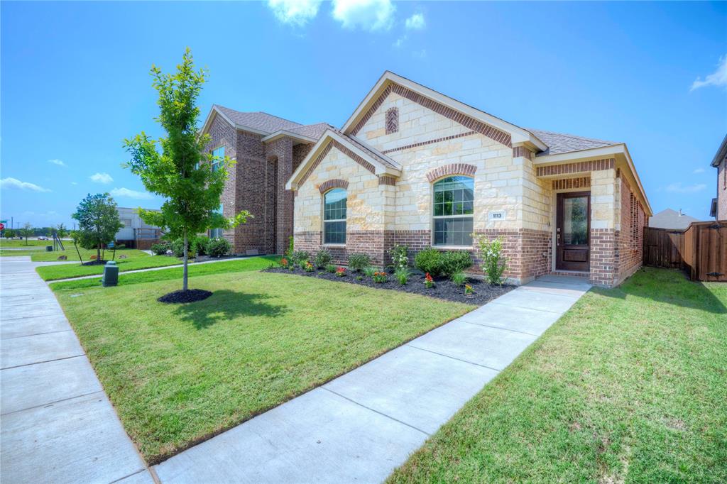 1113 Milfoil Drive