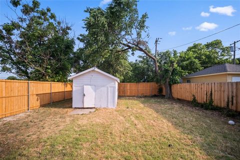 Tiny photo for 1350 Strickland Street, Dallas, TX 75216 (MLS # 21279794)
