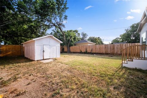 Tiny photo for 1350 Strickland Street, Dallas, TX 75216 (MLS # 21279794)