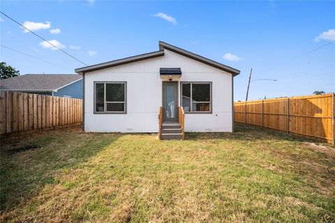 Tiny photo for 1350 Strickland Street, Dallas, TX 75216 (MLS # 21279794)