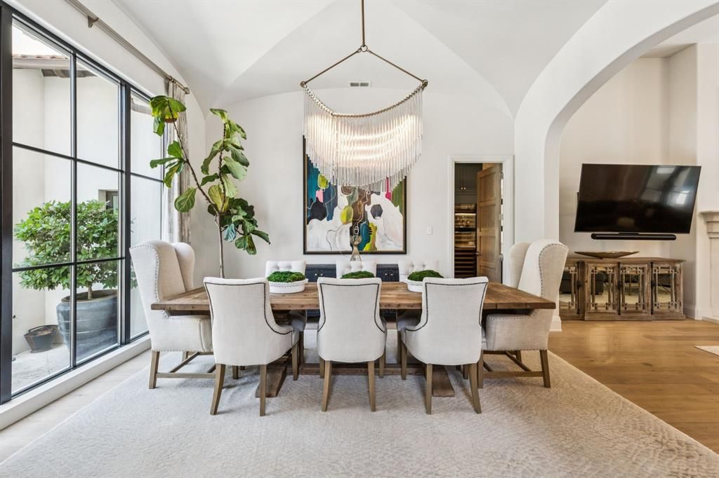 Photo of 1402 Fountain Grass Court, Westlake, TX 76262 (MLS # 21153311)