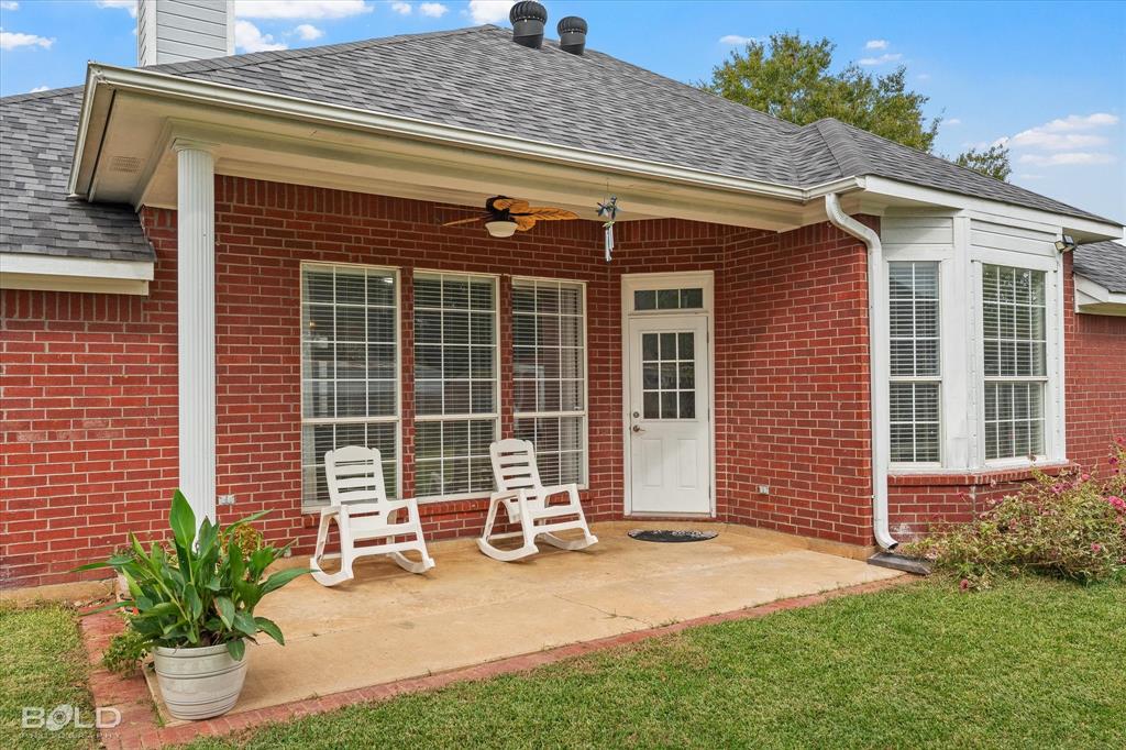 6020 Applegate Circle