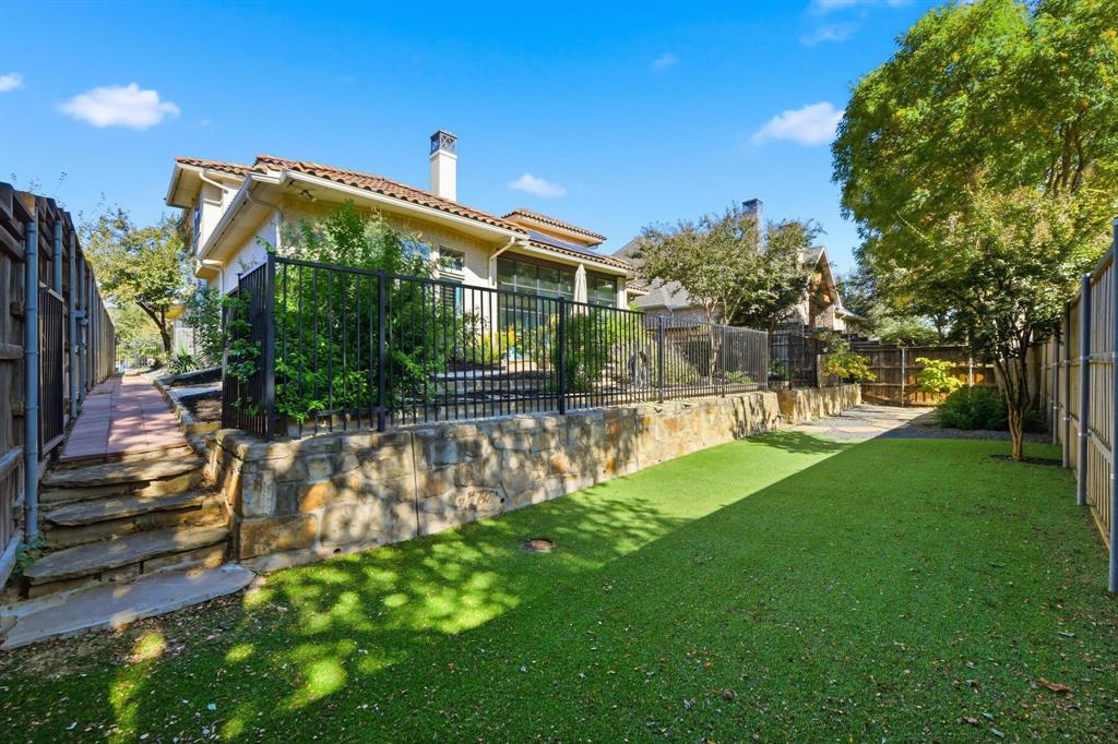 Flower Mound, Texas 75022, United States, 4 Bedrooms Bedrooms, ,5 BathroomsBathrooms,Residential,Pending,246764