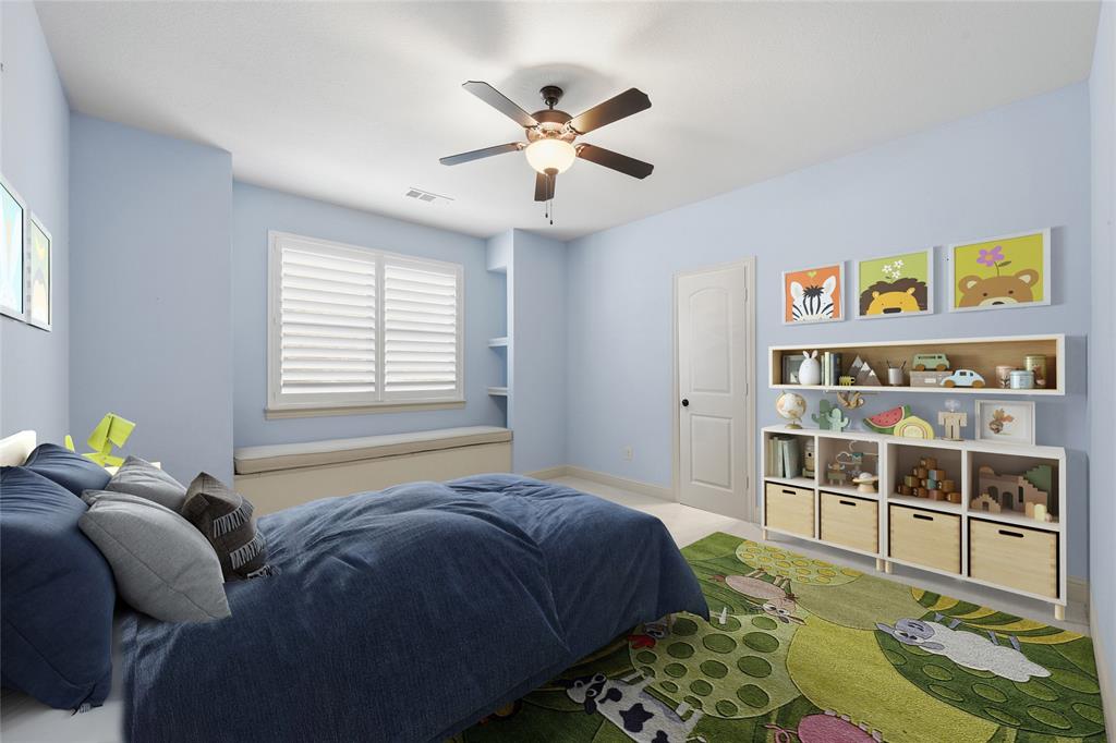 Flower Mound, Texas 75022, United States, 4 Bedrooms Bedrooms, ,5 BathroomsBathrooms,Residential,Pending,246764