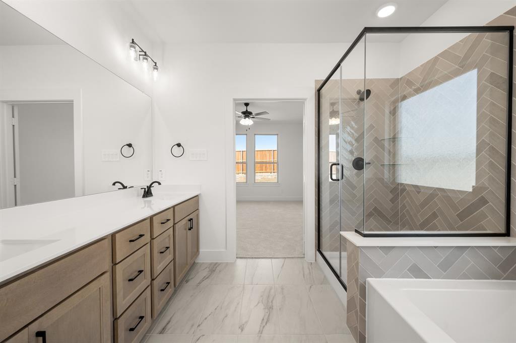 Country Hollow - Residential