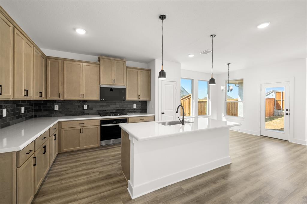 Country Hollow - Residential