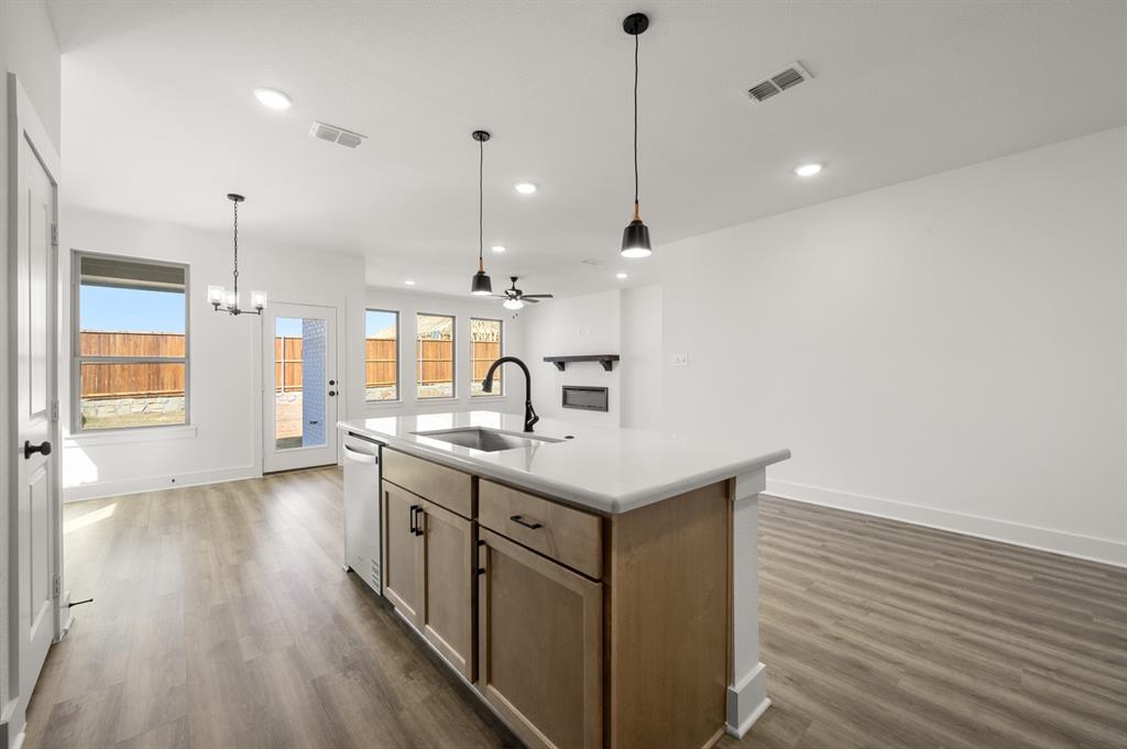 Country Hollow - Residential
