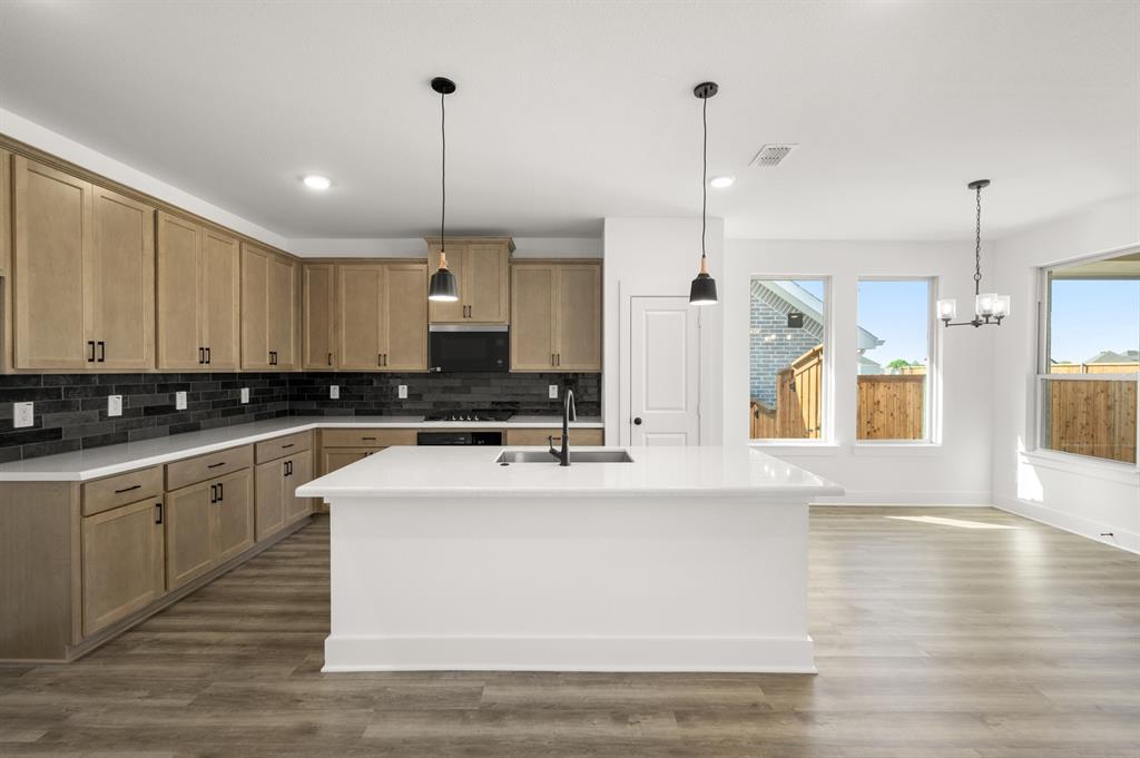 Country Hollow - Residential