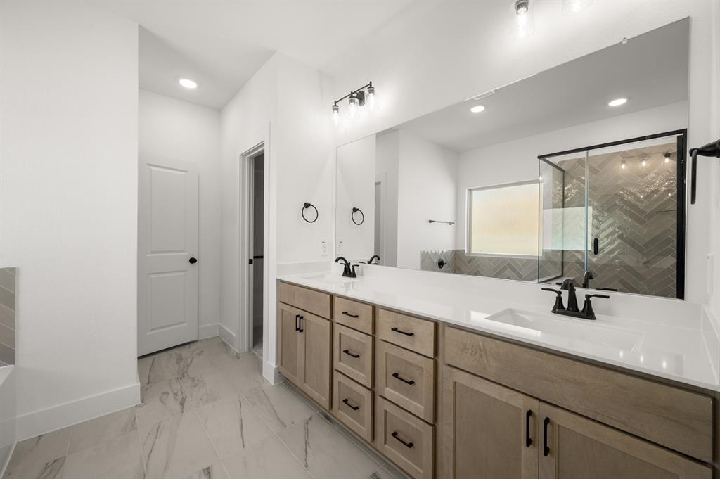 Country Hollow - Residential
