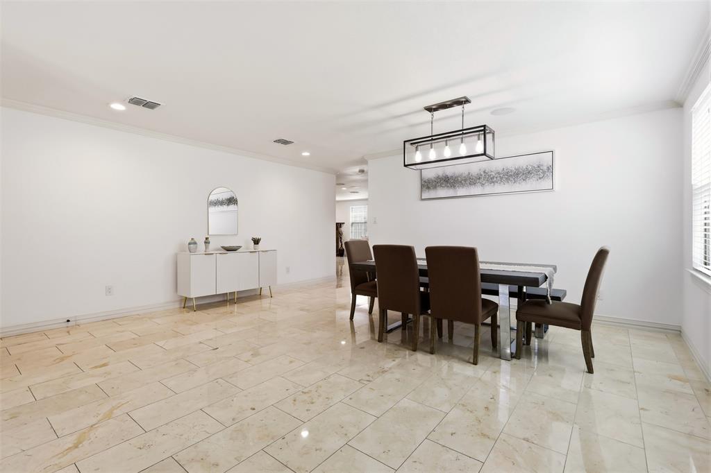 2119 Edgewood Drive