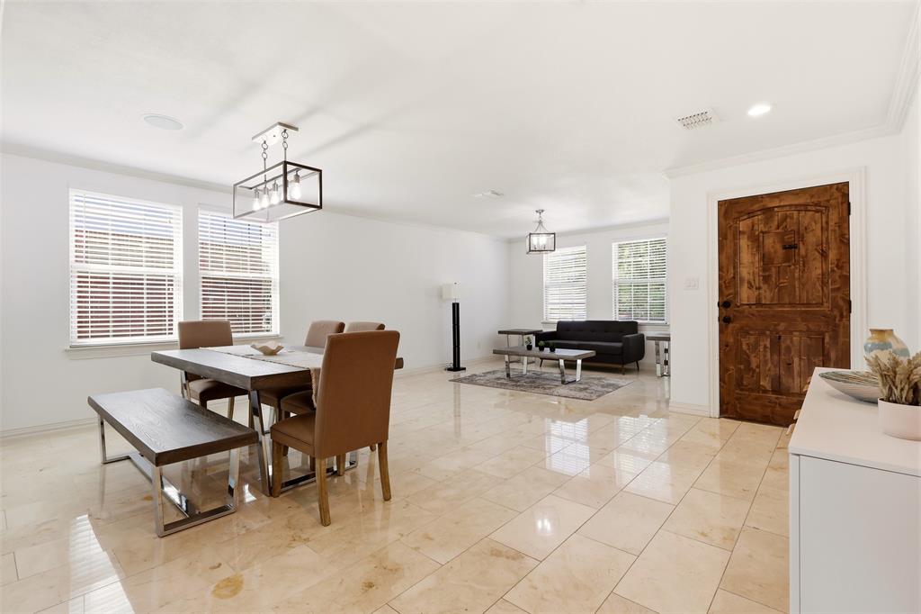 2119 Edgewood Drive