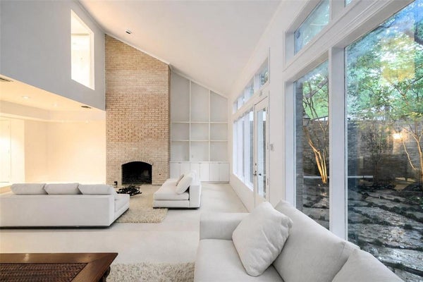 4650 CHRISTOPHER PL, DALLAS, TX 75204 - Image 4c878c718d1d76ec1d303b28f37a7c22/3628293594