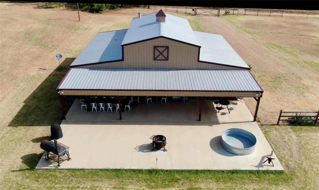 Luckenbach J - Residential