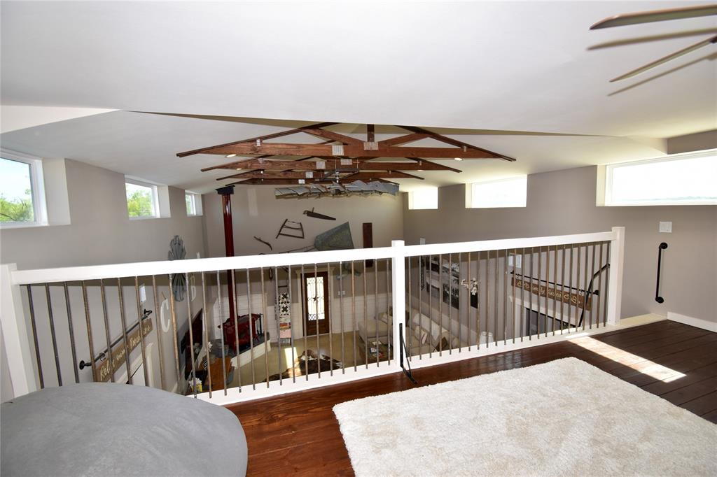 Luckenbach J - Residential